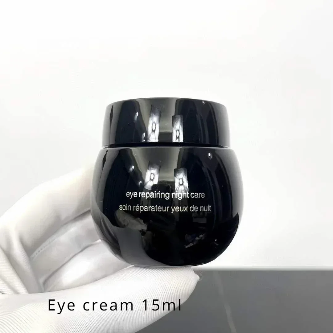 Night Cream - أفضل كريم للعناية الليلية بالعين 15